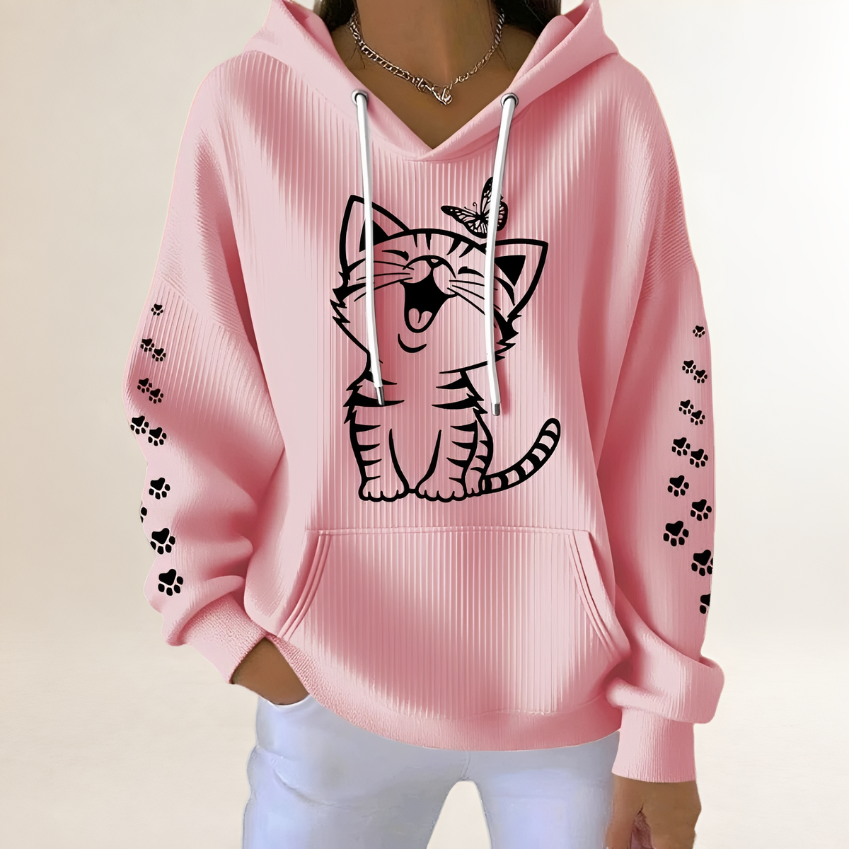 Moletom feminino com estampa de gato central, mangas com patinhas, capuz com cordão e bolso canguru