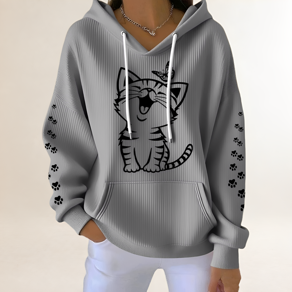 Moletom feminino com estampa de gato central, mangas com patinhas, capuz com cordão e bolso canguru