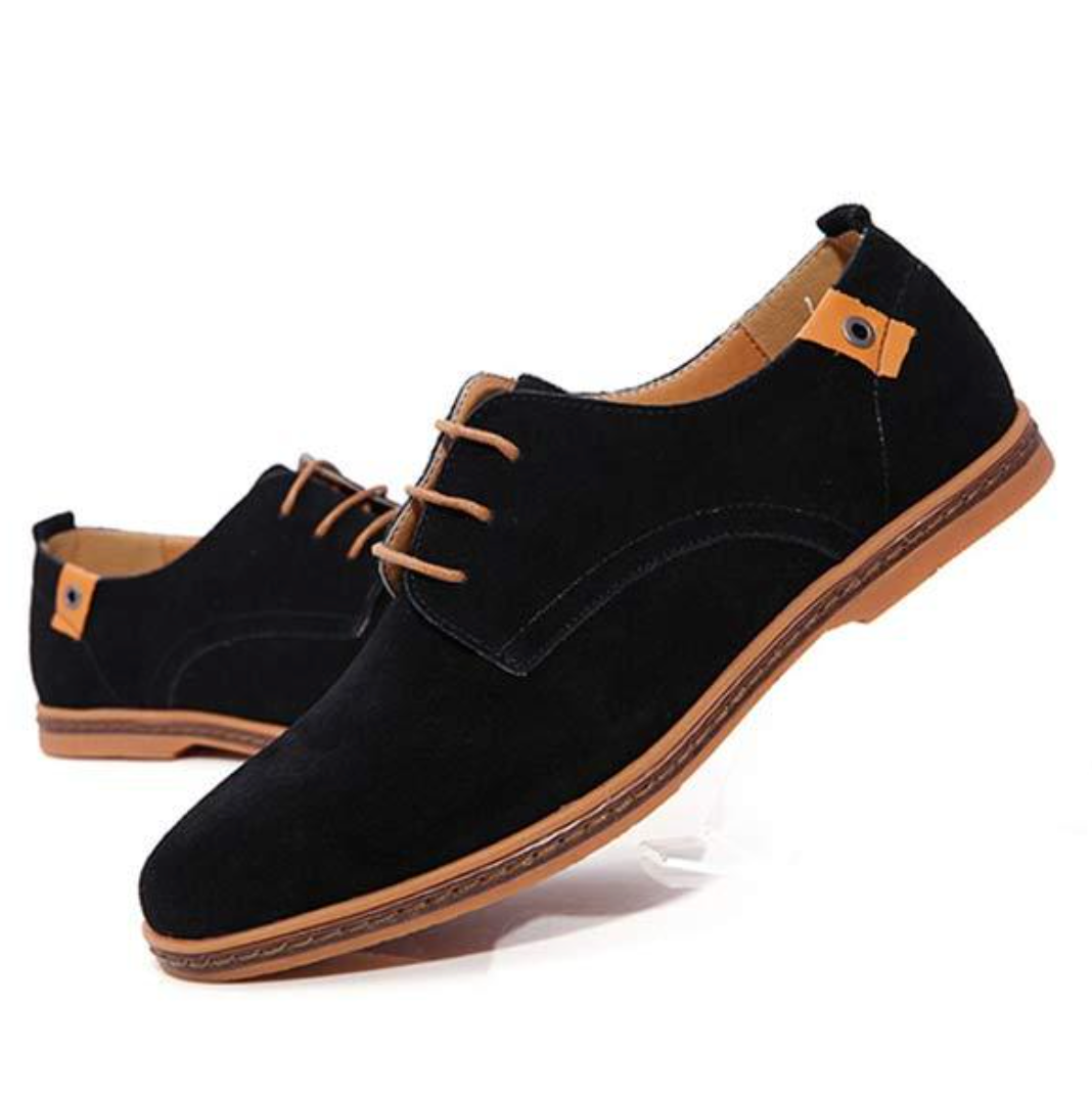 Sapatos casuais de amarrar masculinos com design clássico e estilo versátil