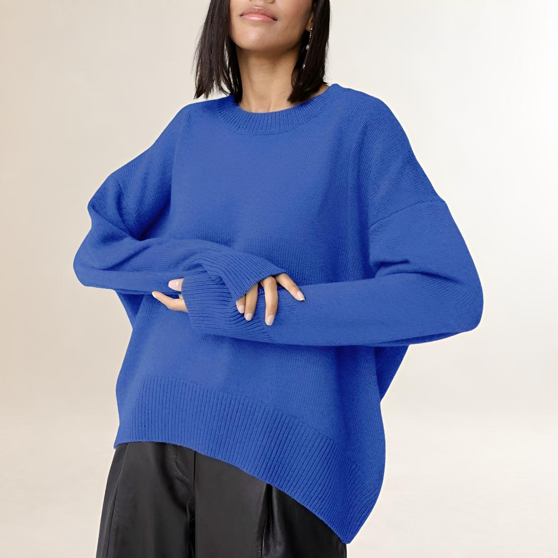 Suéter feminino oversized com gola careca e mangas longas