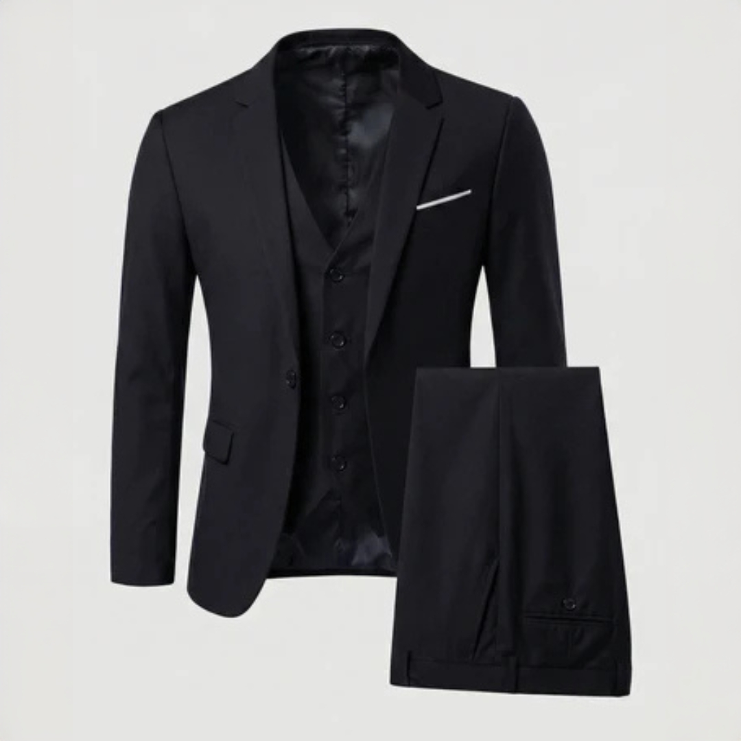 Terno masculino 3 peças com paletó de abotoamento simples de dois botões, colete e calça de frente lisa, corte slim