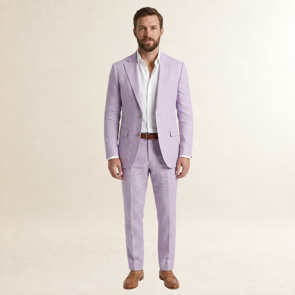 Terno masculino de corte slim com blazer de abotoadura simples e calças ajustadas