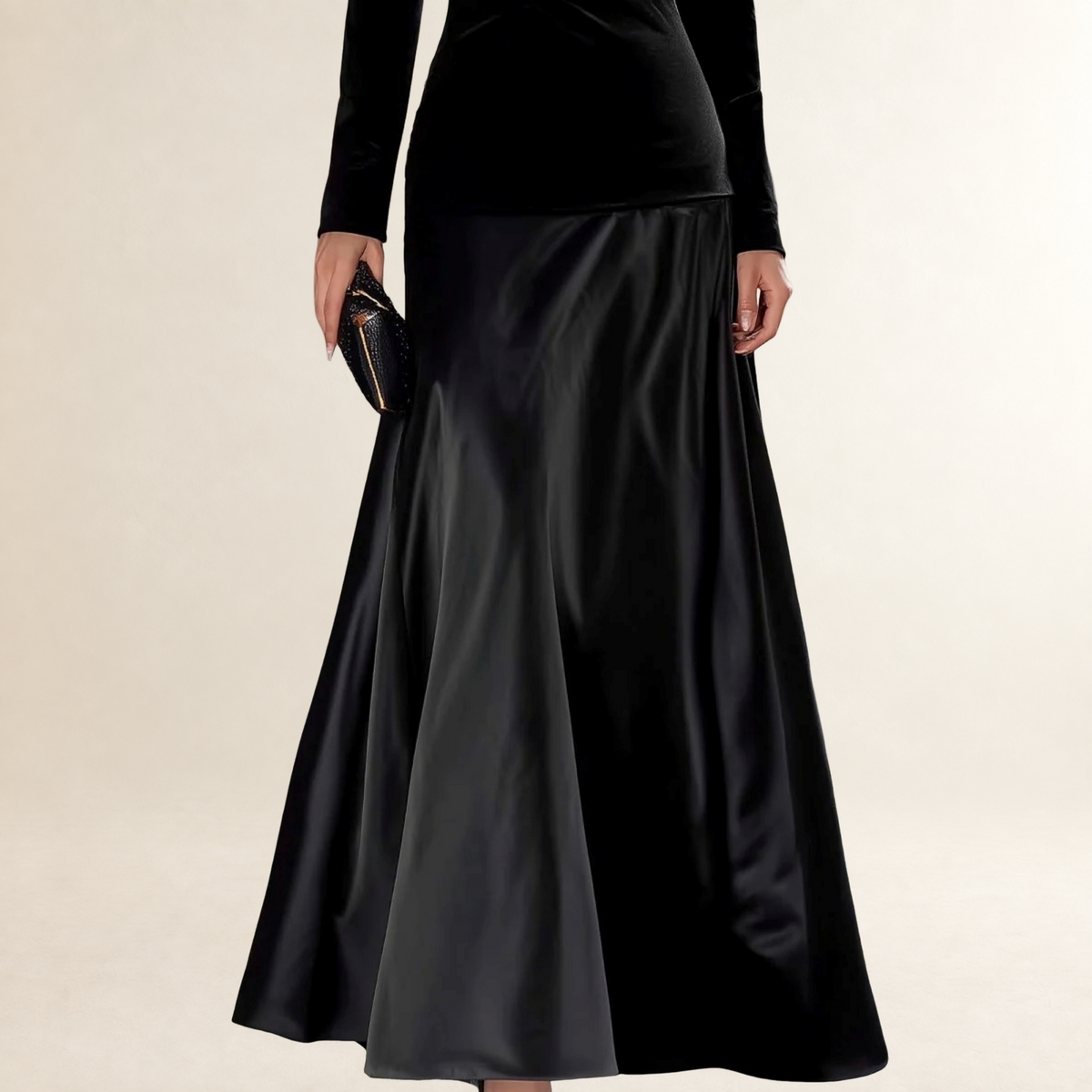 Vestido longo de manga longa feminino com saia evasê e corpo ajustado