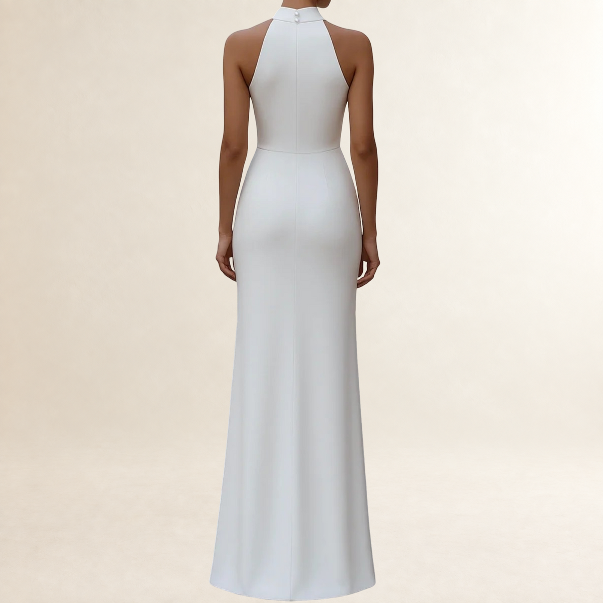 Vestido longo feminino com decote halter e saia plissada
