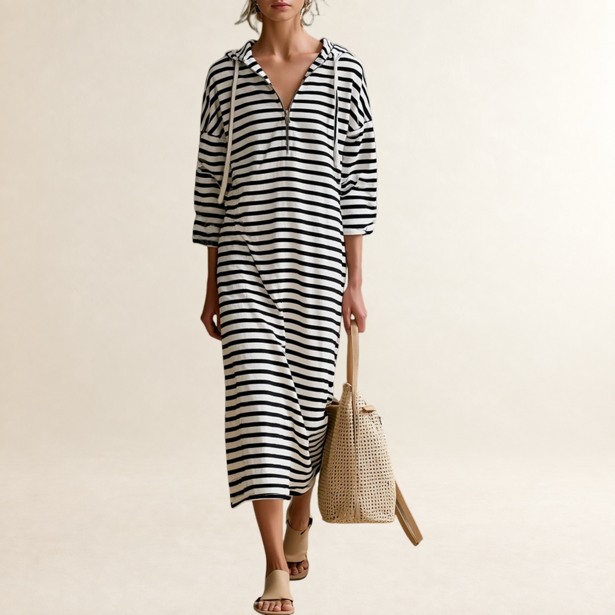 Vestido midi feminino com capuz, estampa listrada, meia-zíper e mangas três quartos