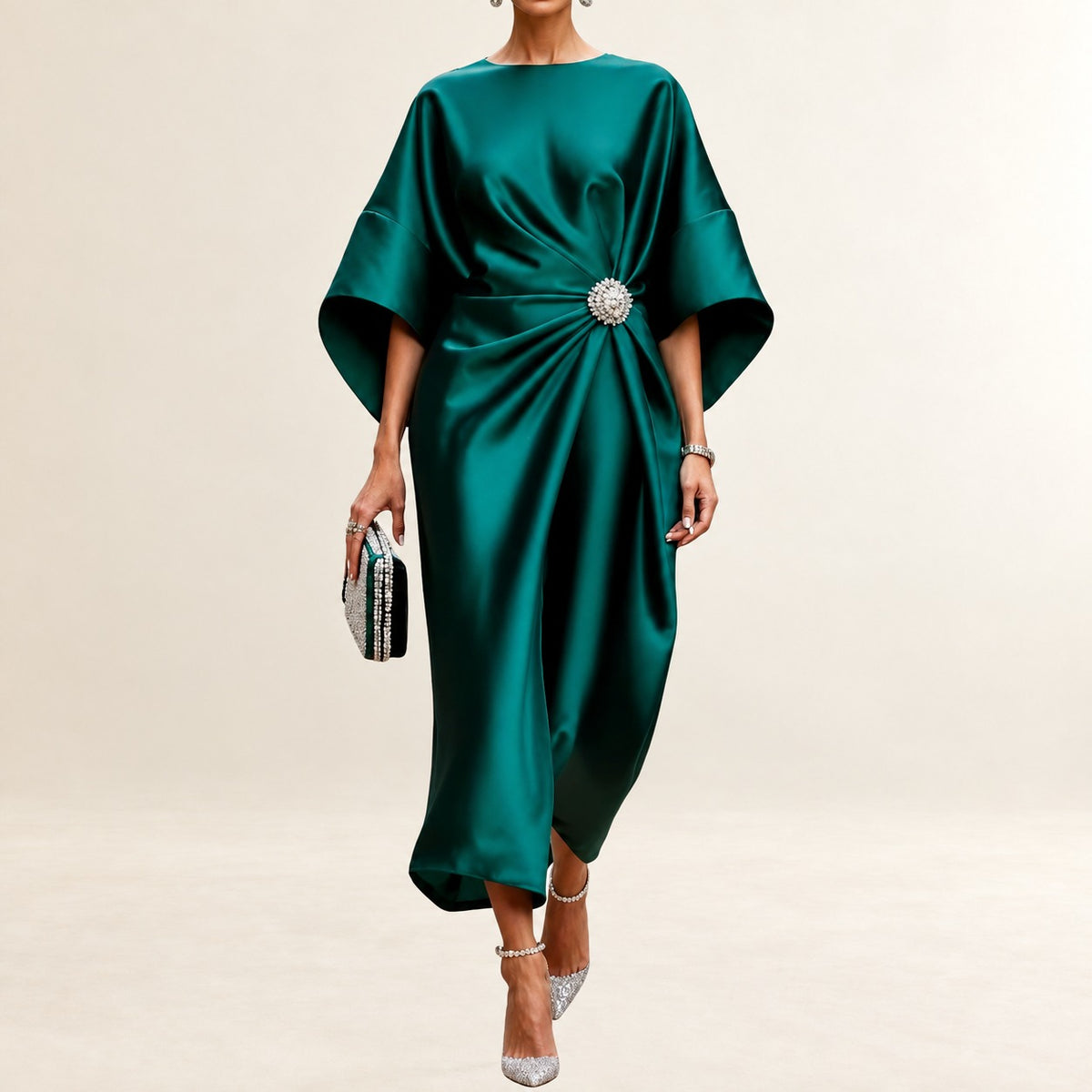 Vestido midi feminino de barco com mangas kimono largas e drapeado lateral com broche