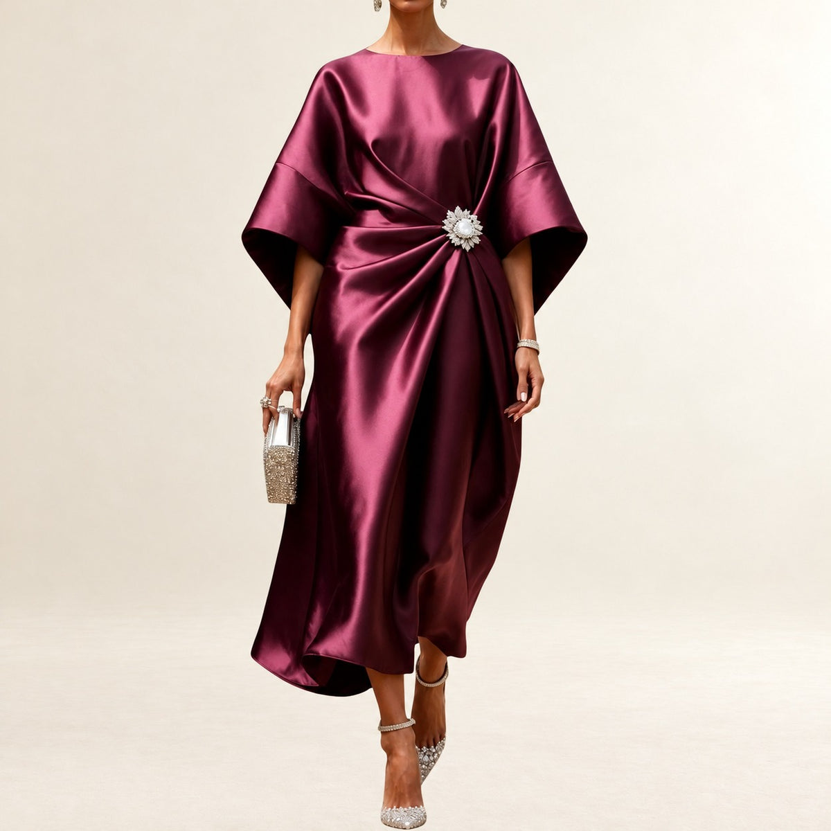 Vestido midi feminino de barco com mangas kimono largas e drapeado lateral com broche