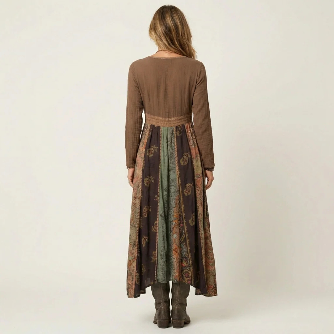 Vestido Midi Feminino decote V com mangas longas, cintura império e saia com painéis patchwork, caimento relaxado