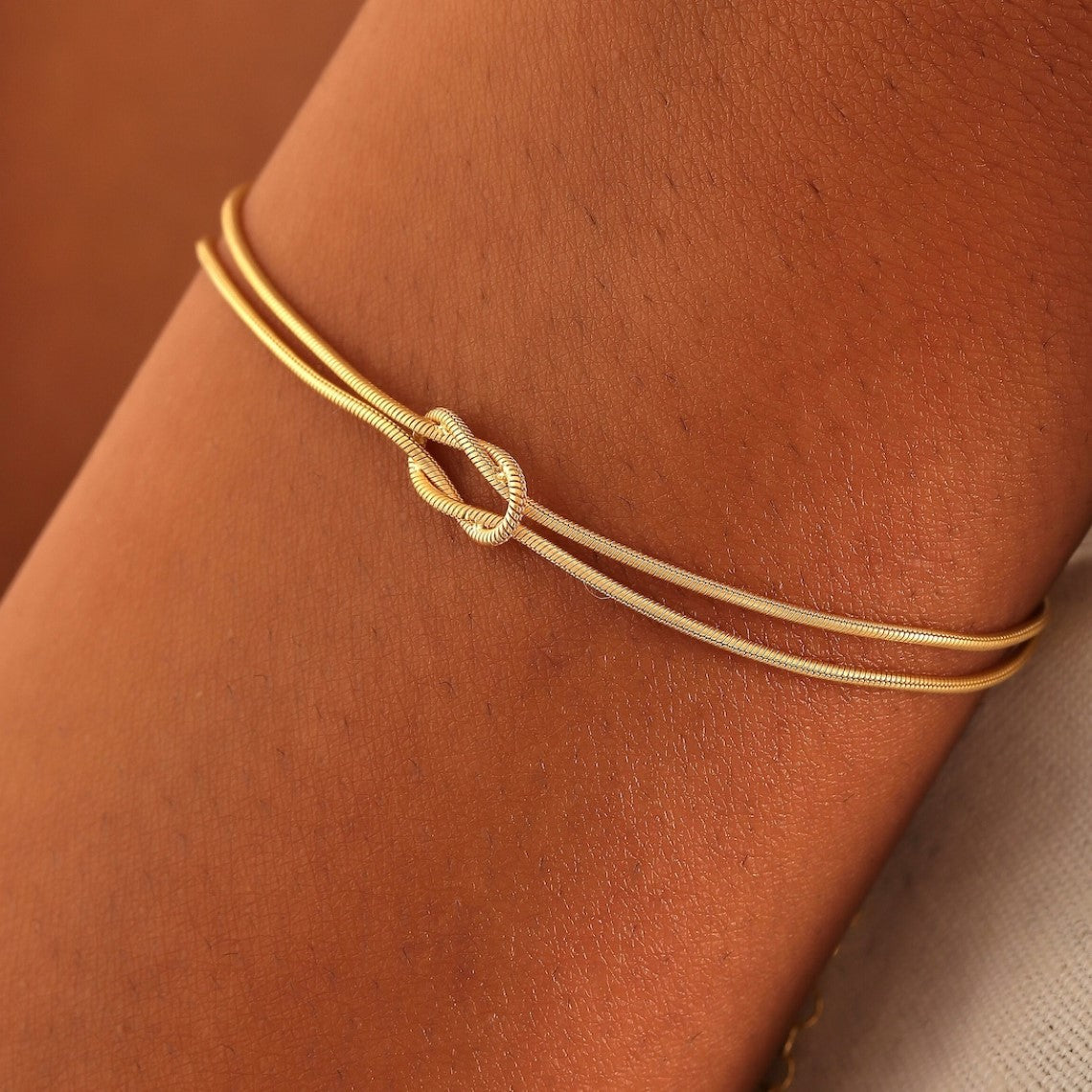 Bracelete de nós - Bracelete de nós em corrente de cobra