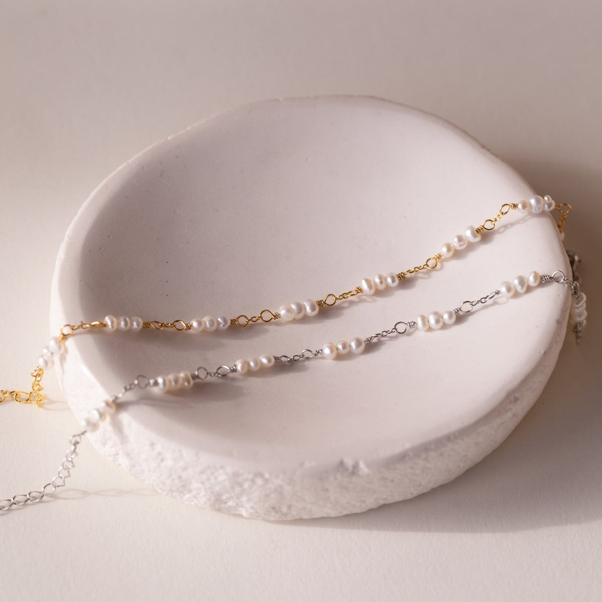 Hailey – Bracelete de pérolas com estações