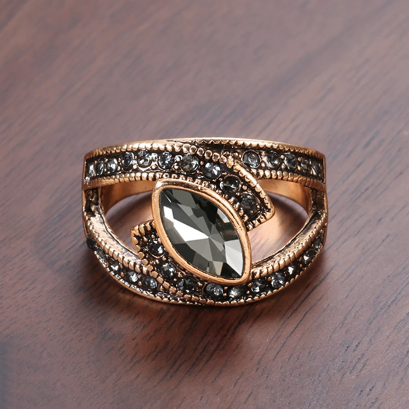 Amena – Bague élégante preta