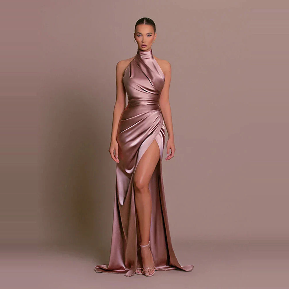 Avigail - Elegante Vestido de Festa com Alta Fenda