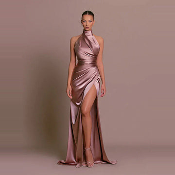 Avigail - Elegante Vestido de Festa com Alta Fenda