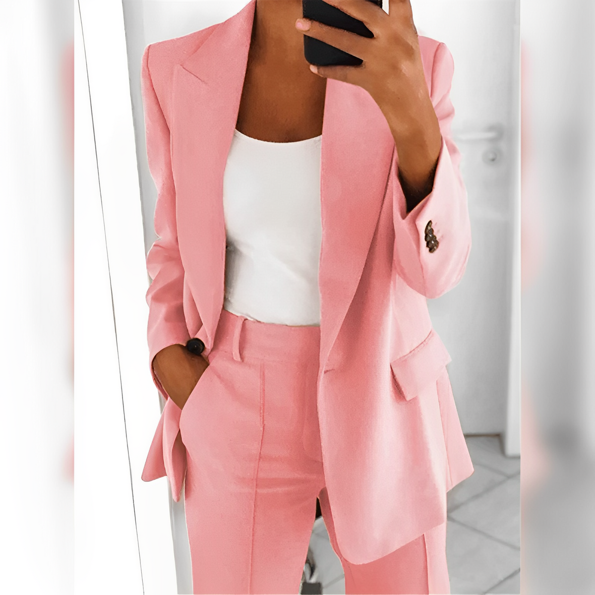 Mara – Elegante Terno Feminino