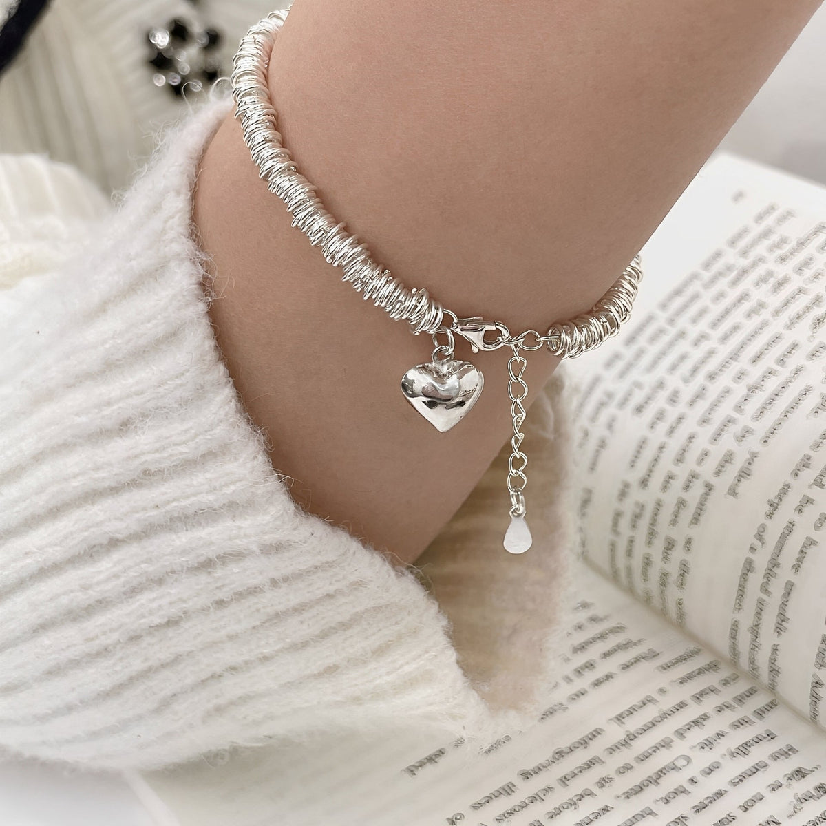 Marie – Bracelete Elegante com Coração