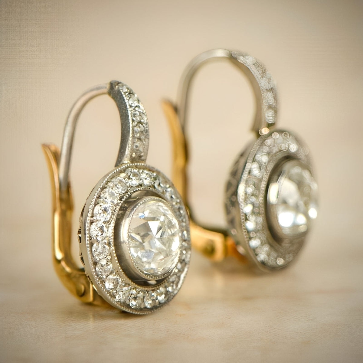 Adele – Brincos vintage brilhantes
