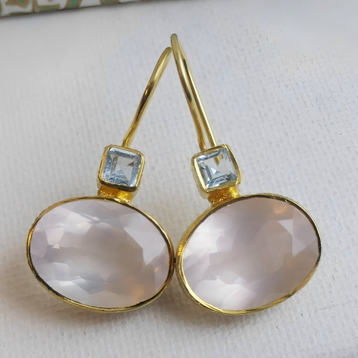 Esmeralda – Brincos vintage com cristais verdes