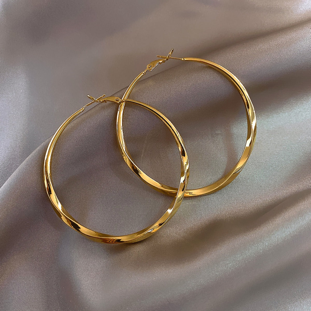 Enola – brincos vintage em ouro rose