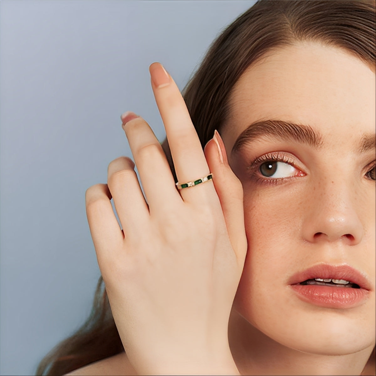 Sana – Bague vintage verde ao design sertido