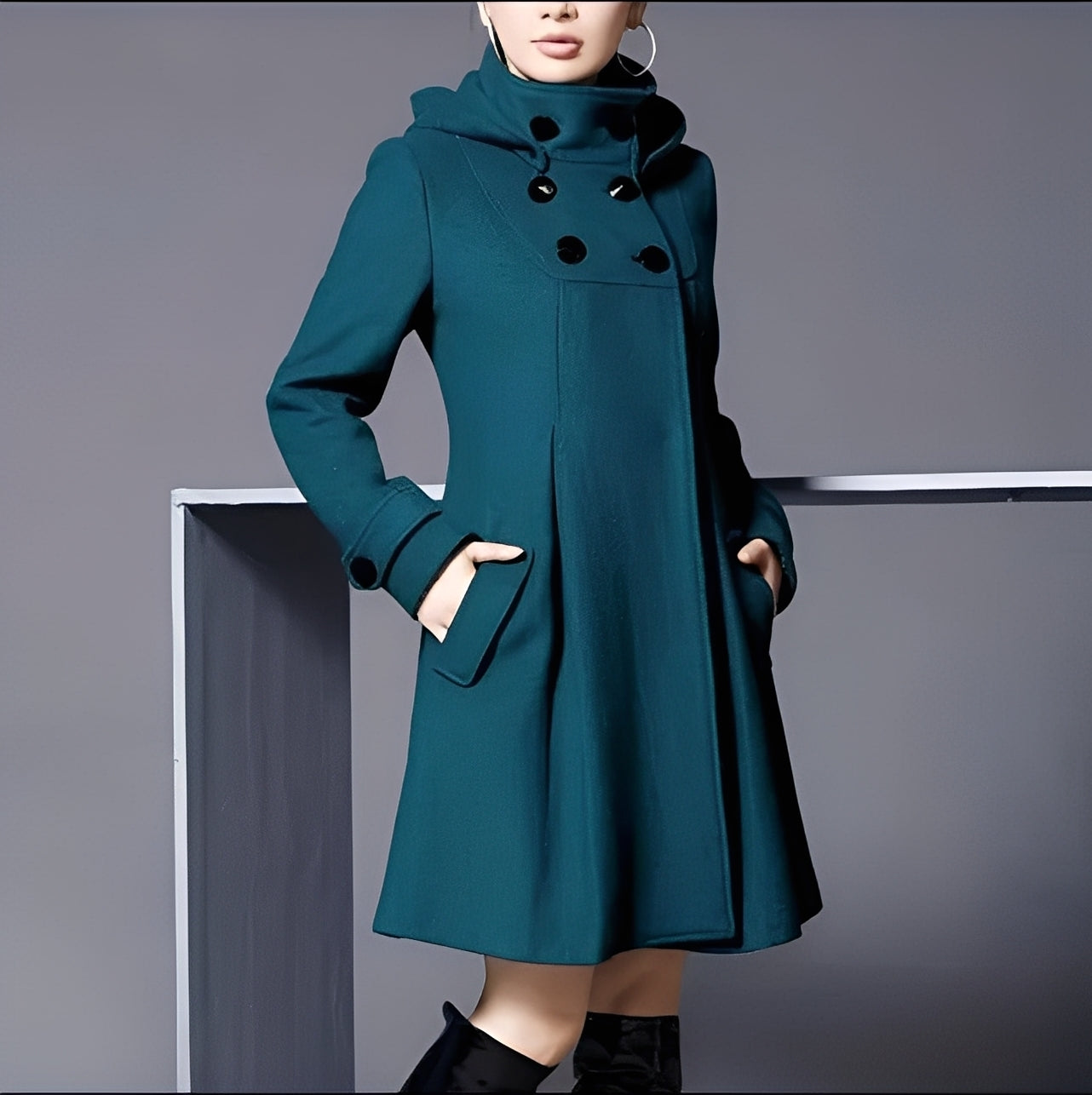 Maree - Freizeitjacke mit Kapuze und Seitentaschen für Damen