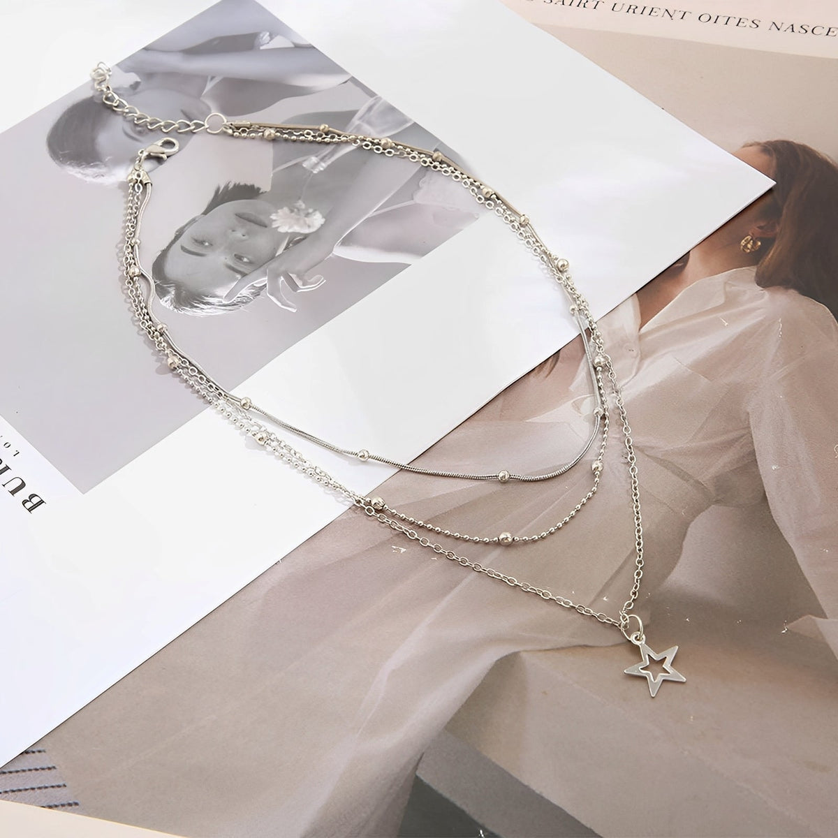Elly – Colar Vintage com Estrela