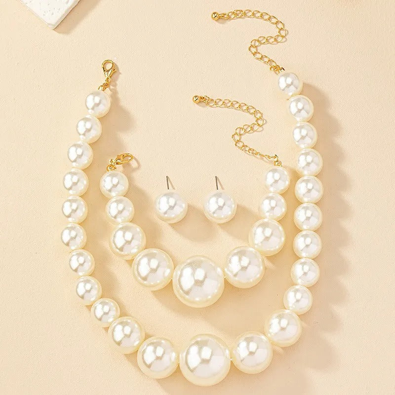 Carla – Conjunto vintage de brincos, pulseira e colar