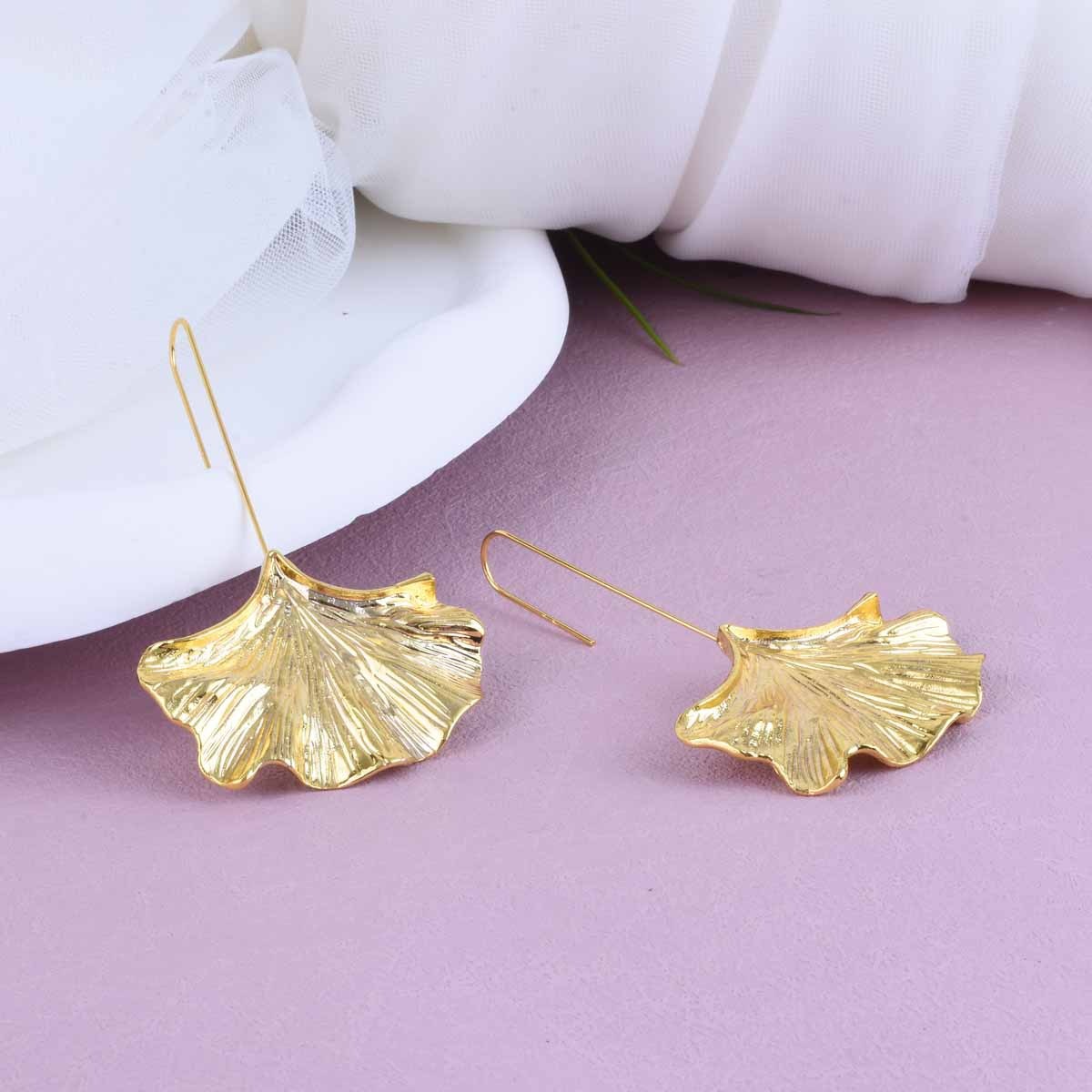 Bliss – Boucles d'oreilles pétales vintage douradas