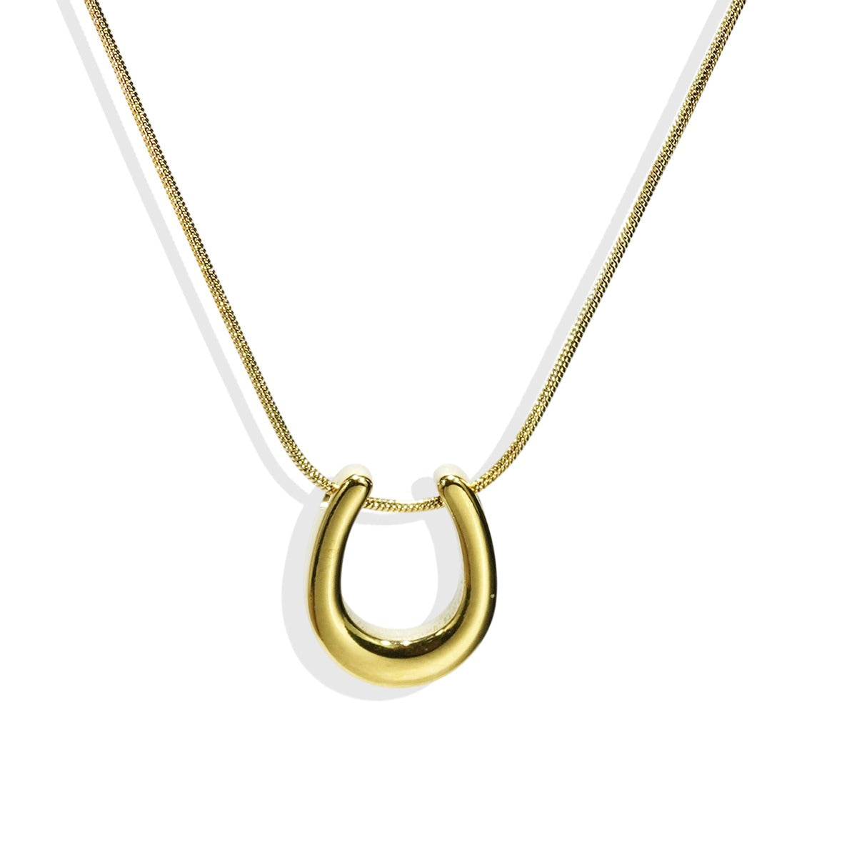 Caitlin – Colar ferro de cavalo, amuleto da sorte