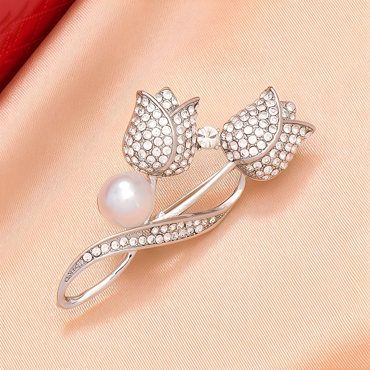 Jackie – Broche tulipe elegante