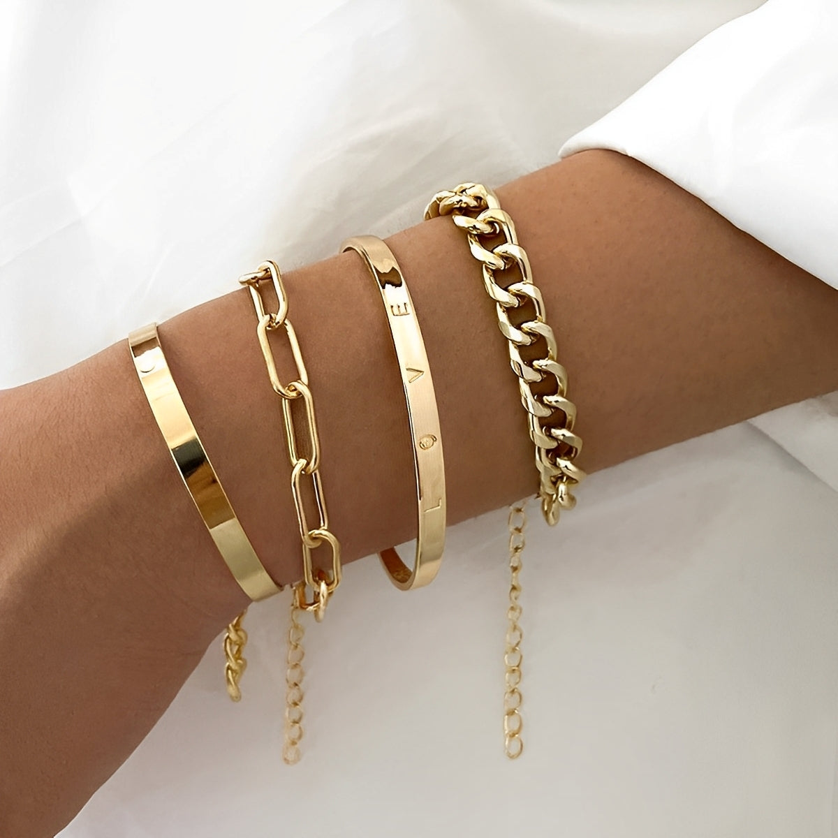 Elari – Conjunto de 4 braceletes elegantes para pulso
