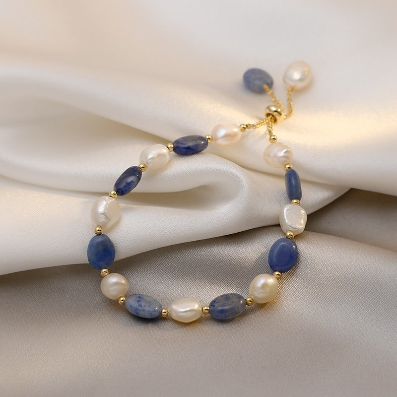 Kira – Bracelete elegante em pérolas do oceano