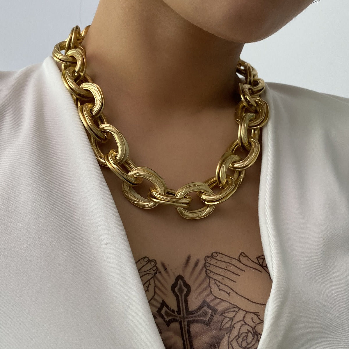 Alessia – Colar com elos grossos dourados