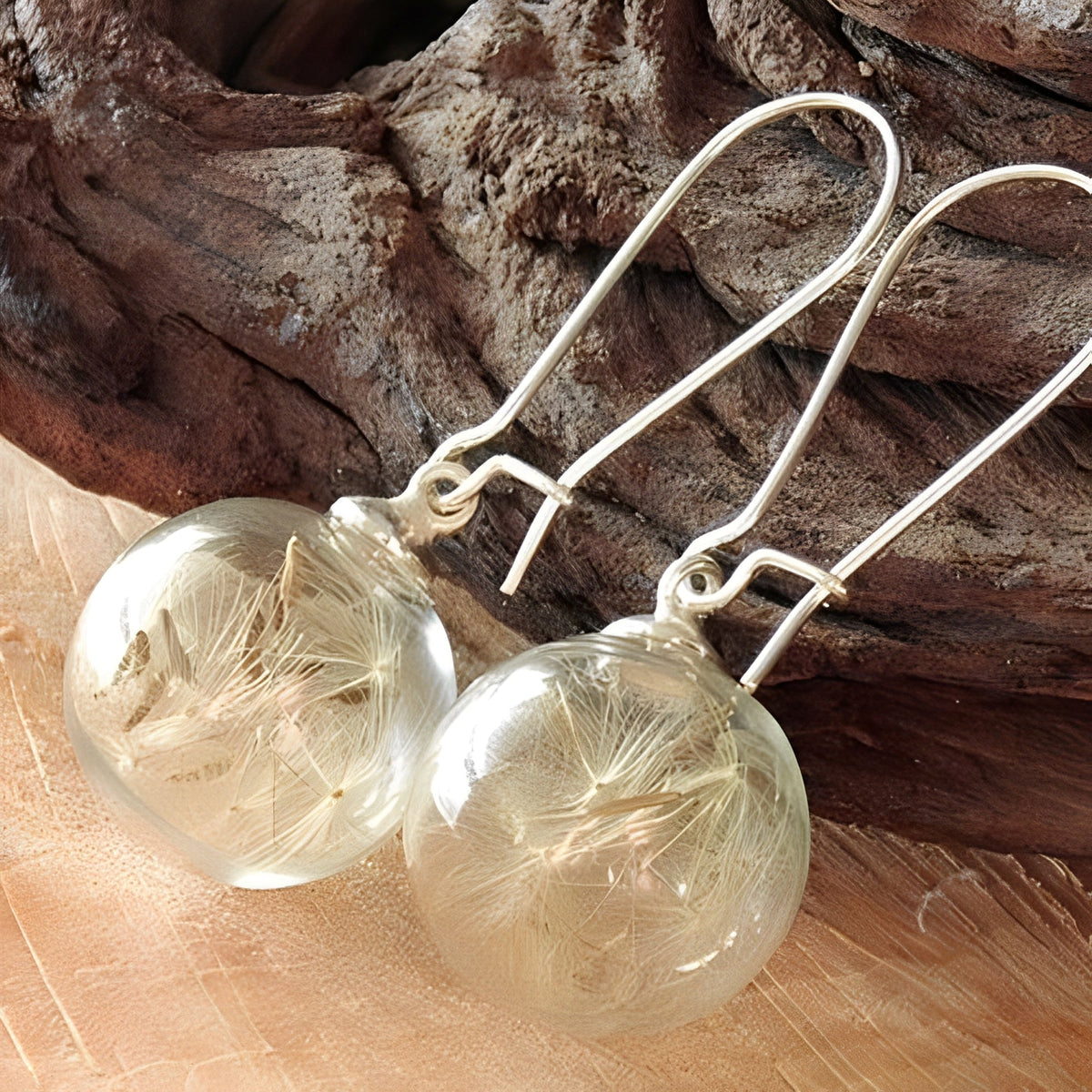 Liora – Brincos de prata com design de dente de leão