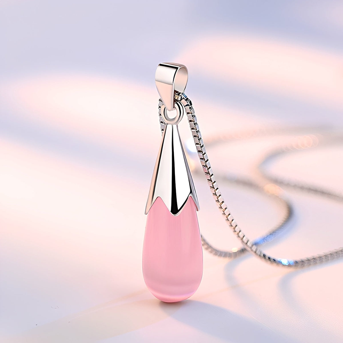 Adele – Pendente elegante em pedra da lua