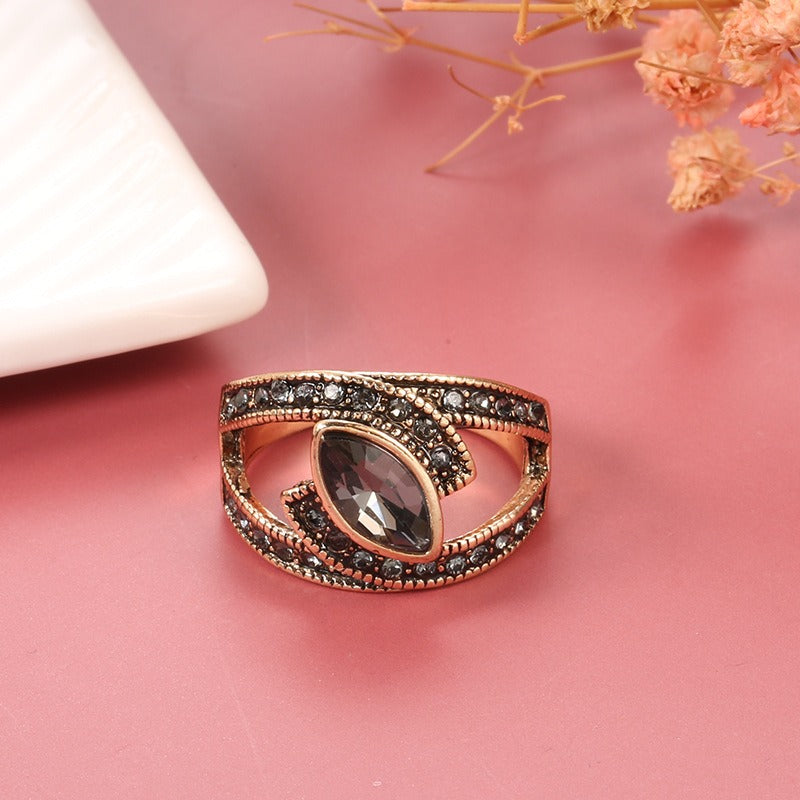 Amena – Bague élégante preta