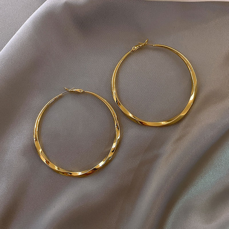 Enola – brincos vintage em ouro rose