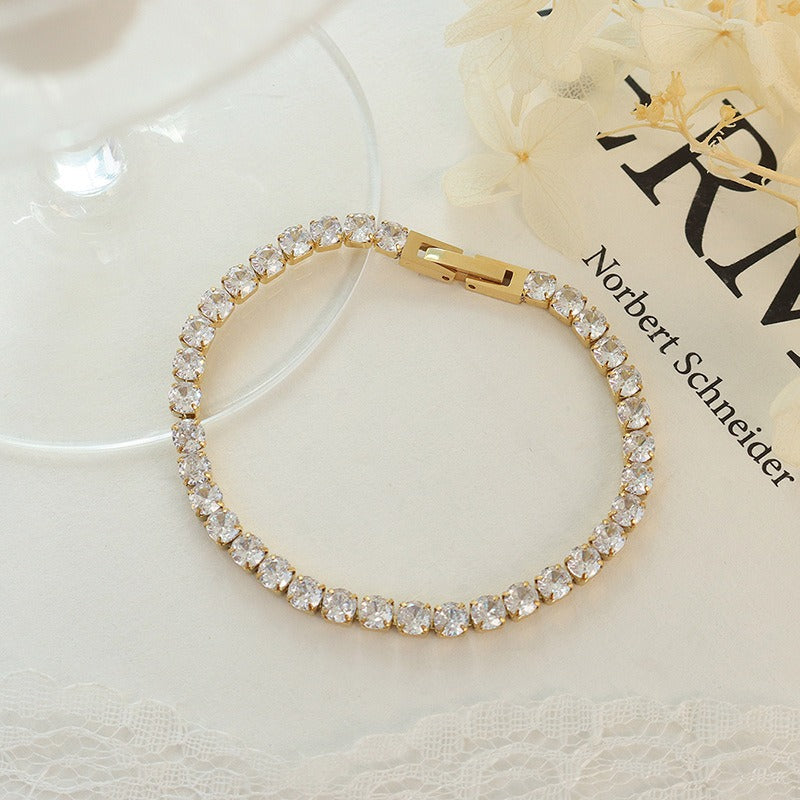 Zirea – Bracelete em corrente com detalhes brilhantes