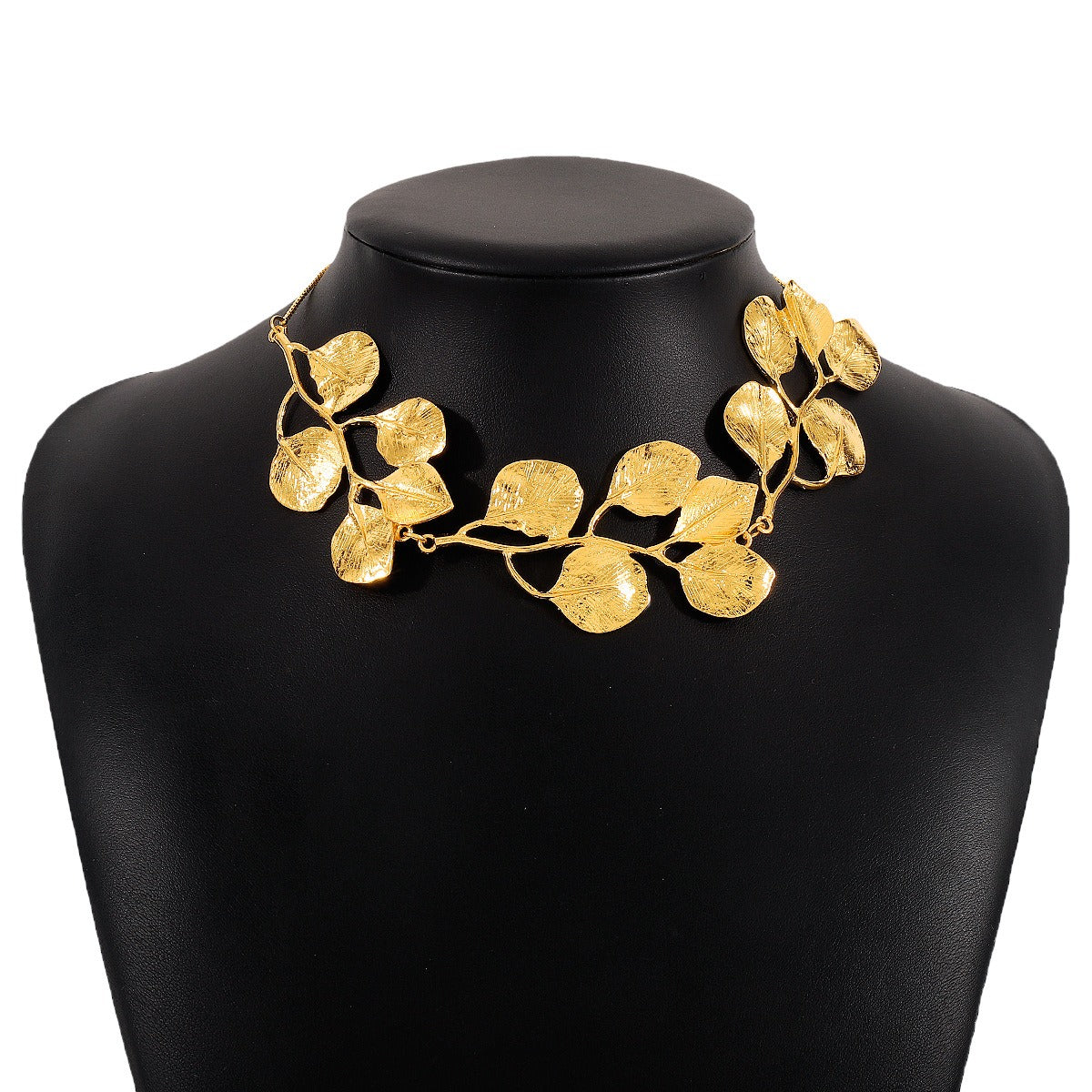 Mitena – Colar em aliagem design de folha