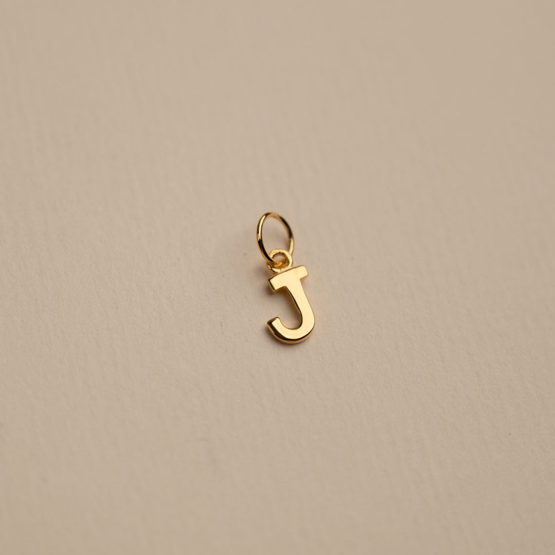 Sabrina - Pendente Letra em Ouro