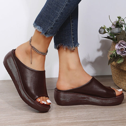 Gaile – Elegantes Slides para Todas as Estações para Mulheres